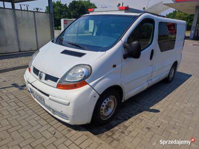 Renault Trafic 2005 roku 1.9 dCi 3 osób