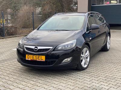 Używane Opel Astra - 24 999 PLN, 217 000 km, 2011