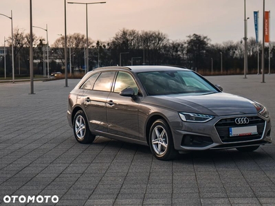 Audi A4 30 TDI mHEV Advanced S tronic