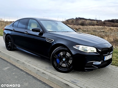 BMW M5 Standard