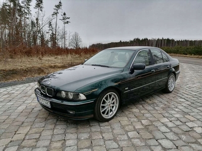 BMW Seria 5 E39 Sedan 4.4 540i 286KM 1999