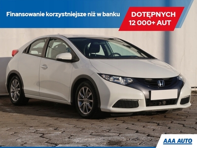 Honda Civic IX Hatchback 5d 1.8 i-VTEC 142KM 2013