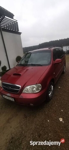 Kia carnival