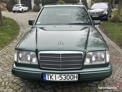 Mercedes E124 300 d 136 KM. Piękny w b.dobrym stanie