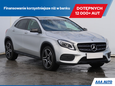 Mercedes GLA I Off-roader 2.0 220 184KM 2017