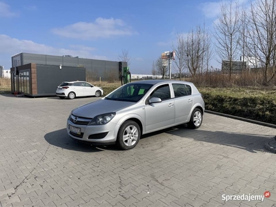 Opel astra h 1.6 2012/13