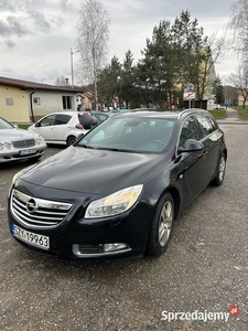 Opel insignia sport tourer 1.8 140 km 2009