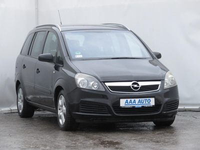 Opel Zafira 2009 1.7 CDTI 176323km Samochody Rodzinne