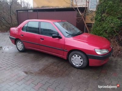 Peugeot 306 1.6 benz jeżdżący z oplatami