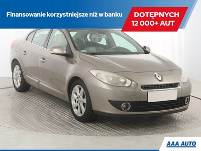 Renault Fluence Sedan 2.0 16V 140KM 2010