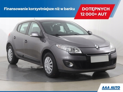 Renault Megane III Hatchback Facelifting 2013 1.6 16V 110KM 2013