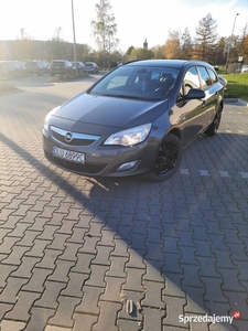 Sprzedam PILNIE Opel Astra sport tourer