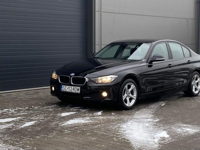 Sprzedam BMW F30 318d