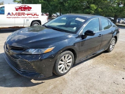 Toyota Camry IX 2019