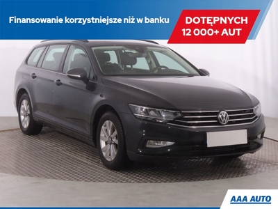 Volkswagen Passat B8 Variant 2.0 TDI BlueMotion SCR 150KM 2019