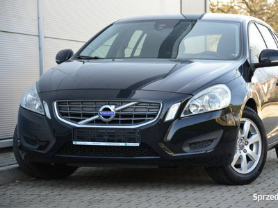 Volvo V60 Opłacone 1.6D2 114KM Serwis Navi Start/Stop Parkt…