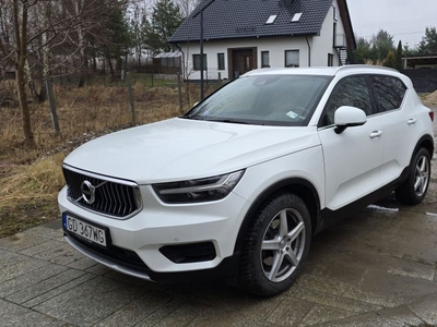 Volvo XC 40 - rok 2020