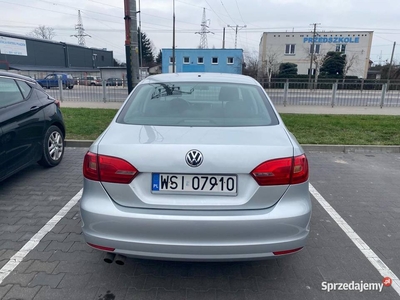 VW Jetta 2013 automat benz + Lpg