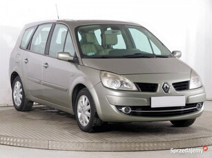 Renault Grand Scenic 2.0 dCi