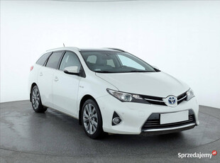 Toyota Auris Hybrid