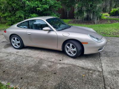 Porsche 911 996 (1997-2004) 1999 Porsche Carrera 3.4l benz. 296KM autom.