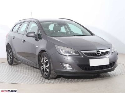 Opel Astra 1.7 123 KM 2011r. (Piaseczno)