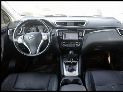 Nissan Qashqai 1.6dCi 130 KM * panorama*Automat* ksenon *PDC*navi*skóra