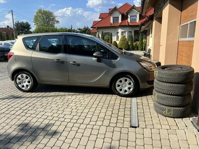 Opel Meriva 1,4 100KM Klimatyzacja Serwis 1Właściciel Koła lato/zima