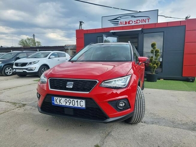 Seat Arona alcatara,navi,kamera