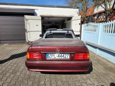 Syndyk sprzeda samochód Mercedes– Benz model SL 500 kat. 129