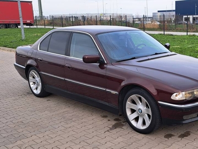 BMW E38 728 ladna zdrowa