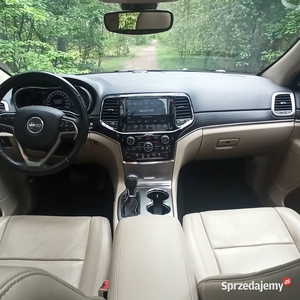 Jeep Grand Cherokee - panorama