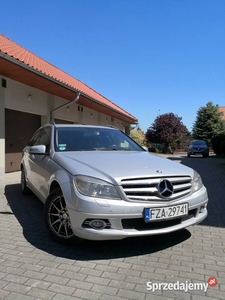 Mercedes-Benz C-klasa 220 CDI AVANTGARDE.