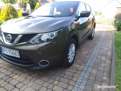 Nissan Qashqai Xtronic automat