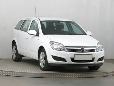 Opel Astra 2011 1.4 16V 177116km Kombi