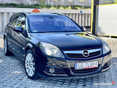 Opel Signum COSMO PLUS Automat Bixeon 150KM Bixeon Bluetooth Tel i Muzyka