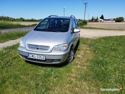 Opel Zafira a