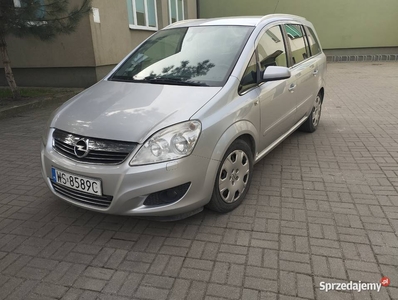 Opel Zafira wersja COSMO, 7 osobowa