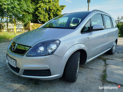 Opel Zafira zarejestrowana KLIMA OK wsiadać i jezdzic B (2005-2011)