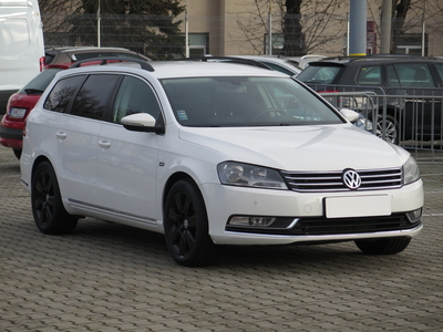 Volkswagen Passat 2013 1.6 TDI 240589km Kombi