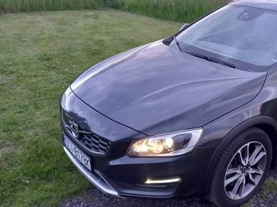 Volvo v60 cross country 2.0 D3 Automat