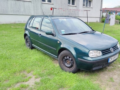 Witam.Sprzedam Golf 4 1.4 MPI