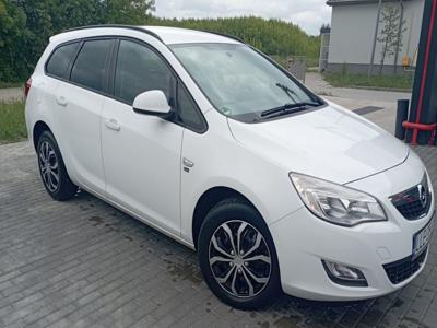 OPEL ASTA J 2012r 1,4 Turbo Kolor Navi Jeden właściciel Wersja limit