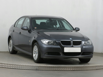 BMW 3 2008 320 i 156056km Sedan