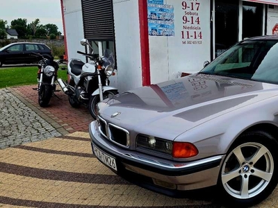 BMW SERIA 7 III (E38)