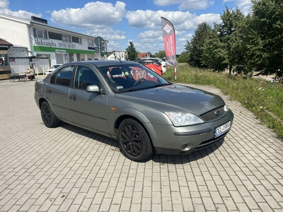 Ford Mondeo III Sedan 1.8 16V 110KM 2001