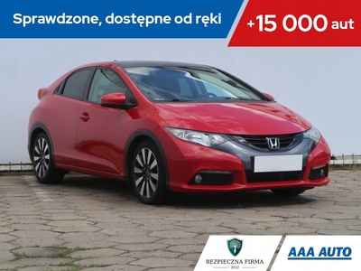 Honda Civic IX Hatchback 5d 1.8 i-VTEC 142KM 2012