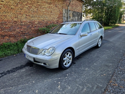 Mercedes Klasa C W203 Kombi T203 1.8 (C 200 Kompressor) 163KM 2004