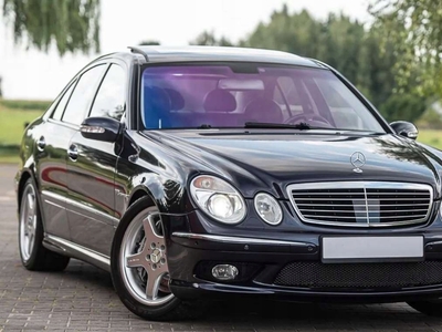 Mercedes Klasa E W211 Sedan W211 AMG 5.4 V8 (55 AMG) 476KM 2003