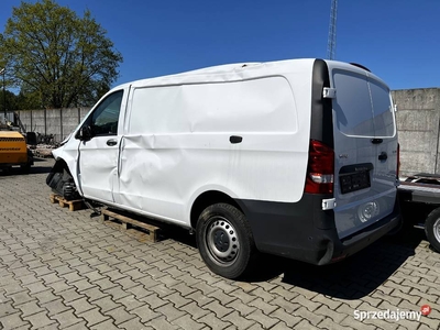 Meredes Benz Vito 2022 rok powypadkowy